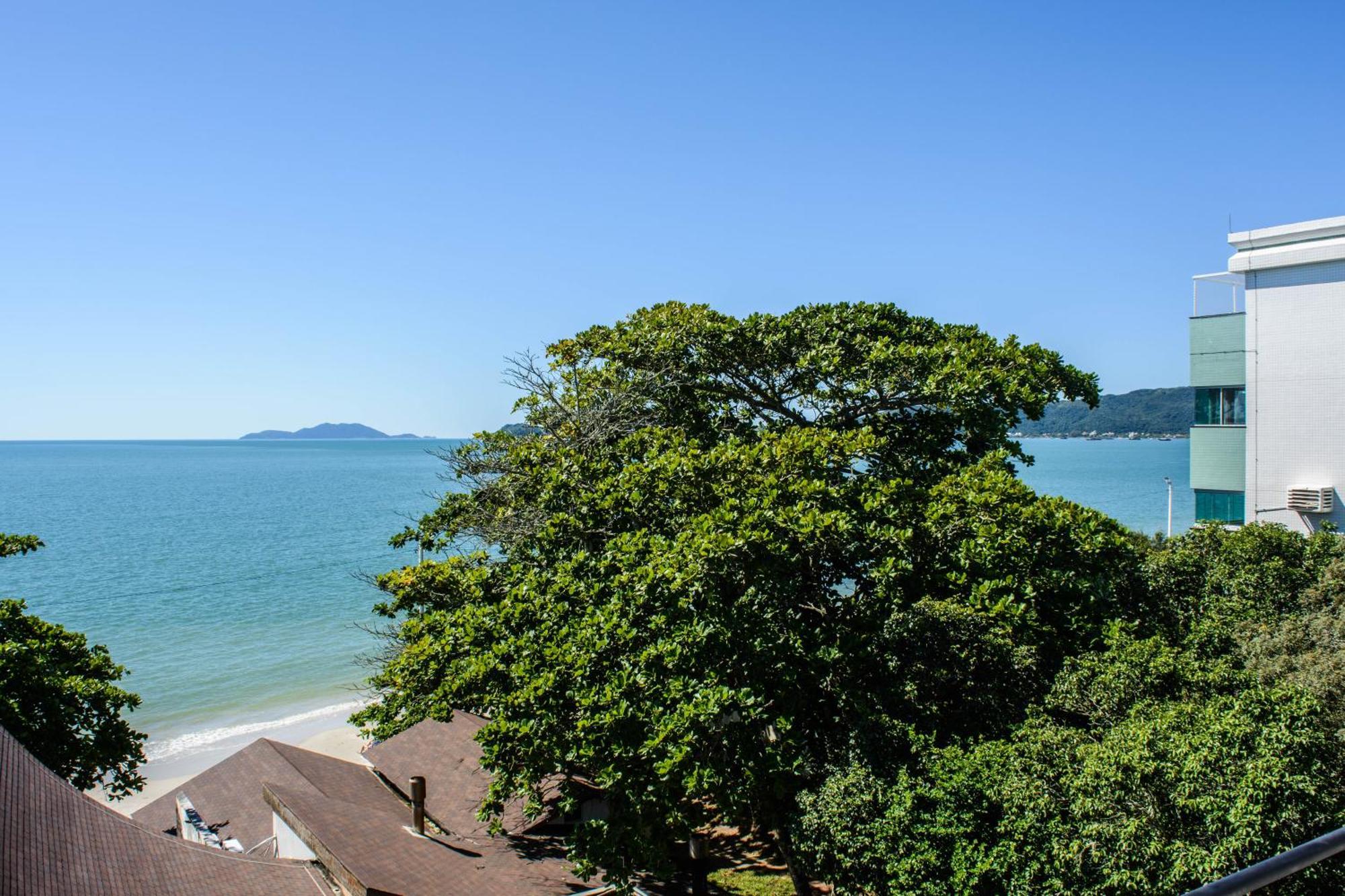 Mighil Hotel ฟลอเรียนอโปลิส ภายนอก รูปภาพ