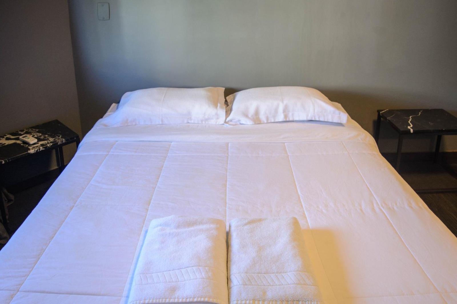 Mighil Hotel ฟลอเรียนอโปลิส ภายนอก รูปภาพ